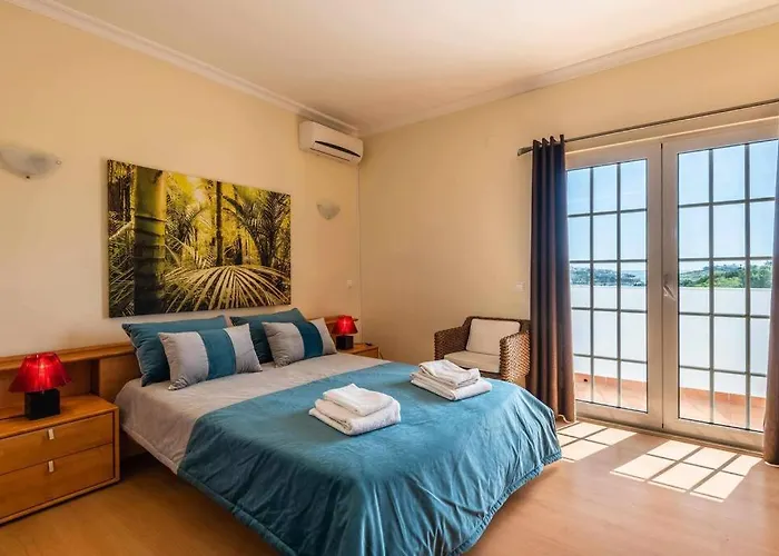 Chris By Gabi Miguel Villa